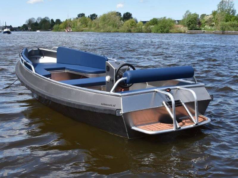 Elektroboot leihen Schaluppe mieten Sneek JFT Watersport
